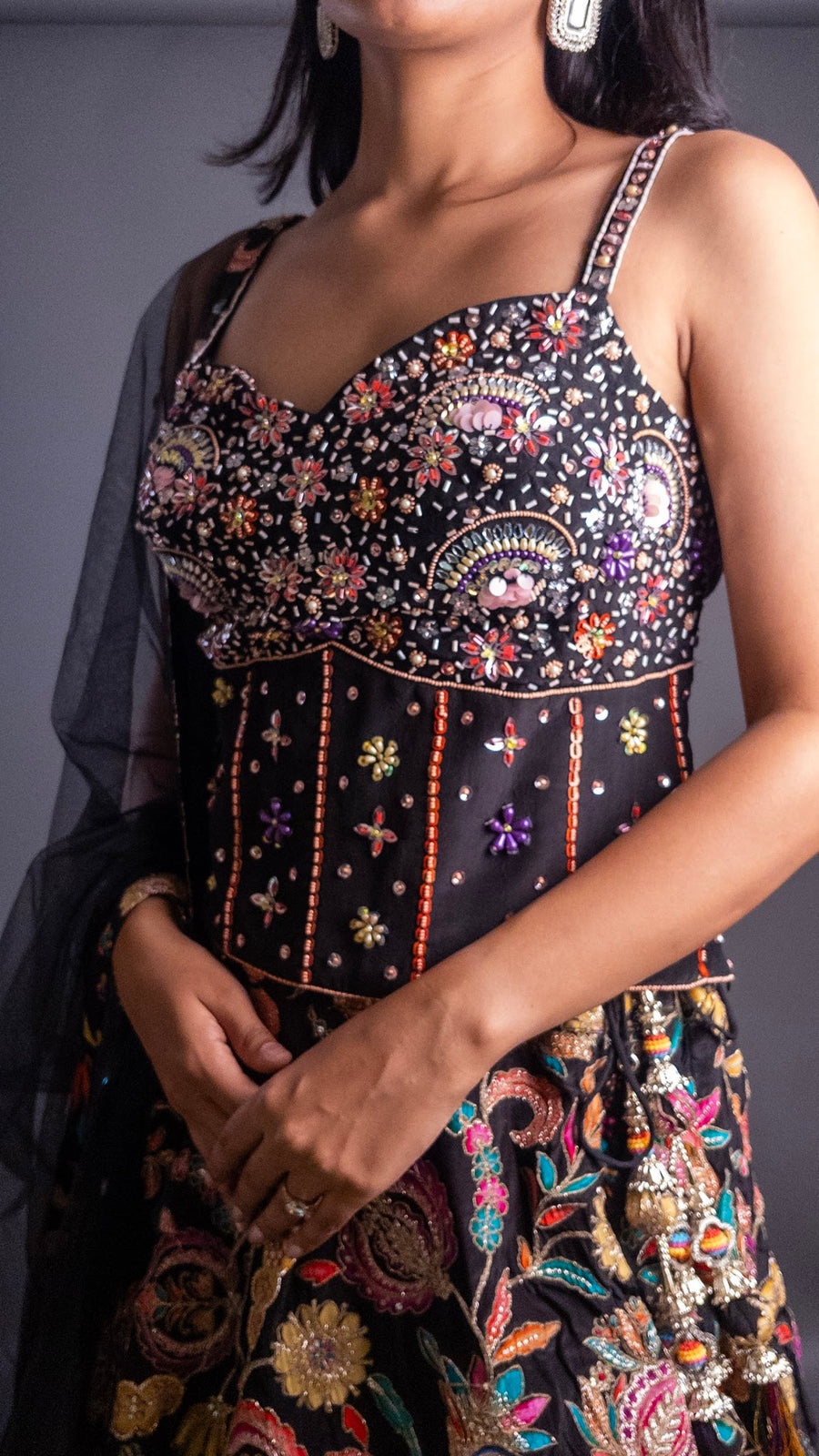 Black Crepe Lehenga With Bead And Pearl Handwork — dupatta detail