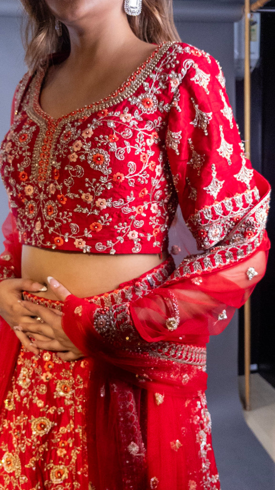 Red Raw Silk Kali Lehenga With Cutdana and Pearls — dupatta detail
